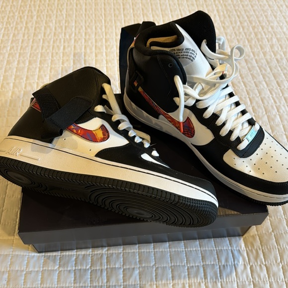 Air Force 1 ‘07 LVS WW - Picture 2 of 4
